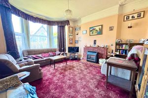 Lounge- click for photo gallery